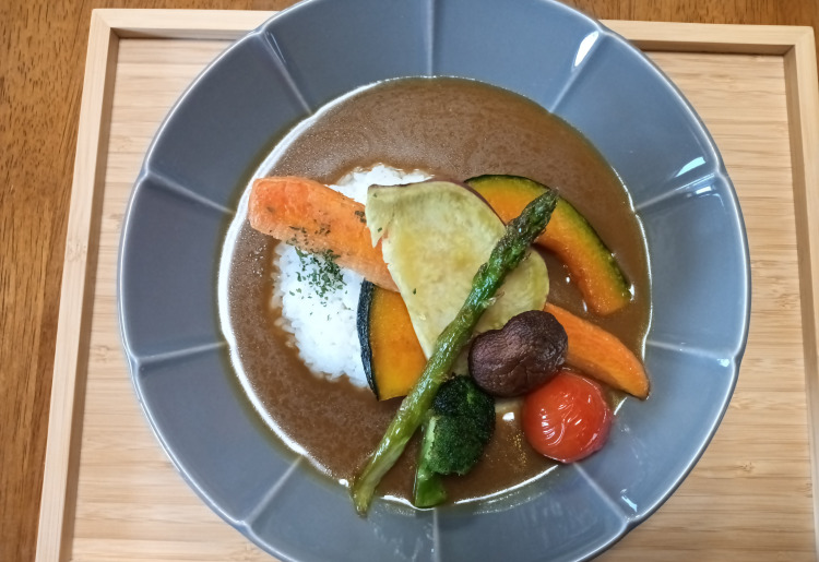 宮田町農園ヴィーガンスープカレー　